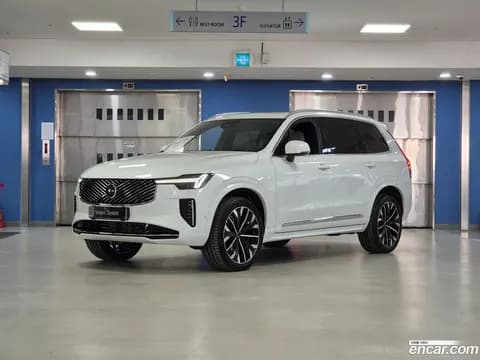 Volvo XC90 2025 купить в Москве