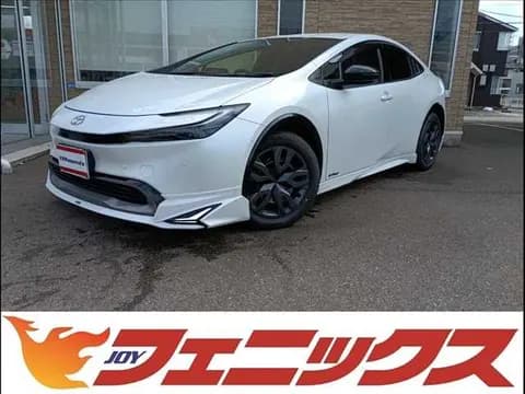 Toyota Prius 2024 купить в Москве